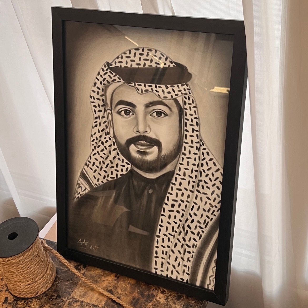 لوحة رسم يدوي بورتريه , رسم صور شخصية بخامة الفحم والباستل - رتوش فنان